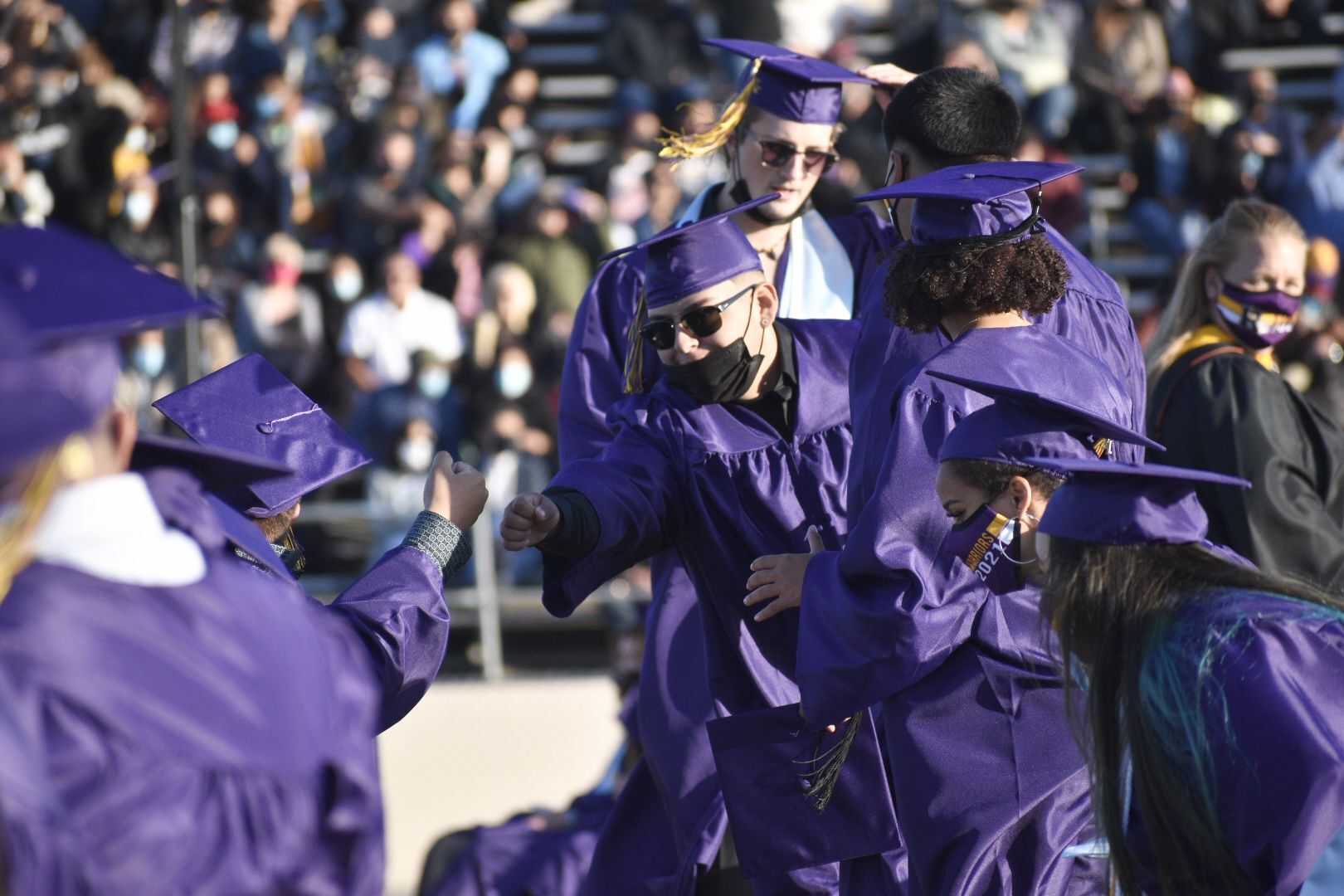 061021-smt-photo-rhs-graduation-06